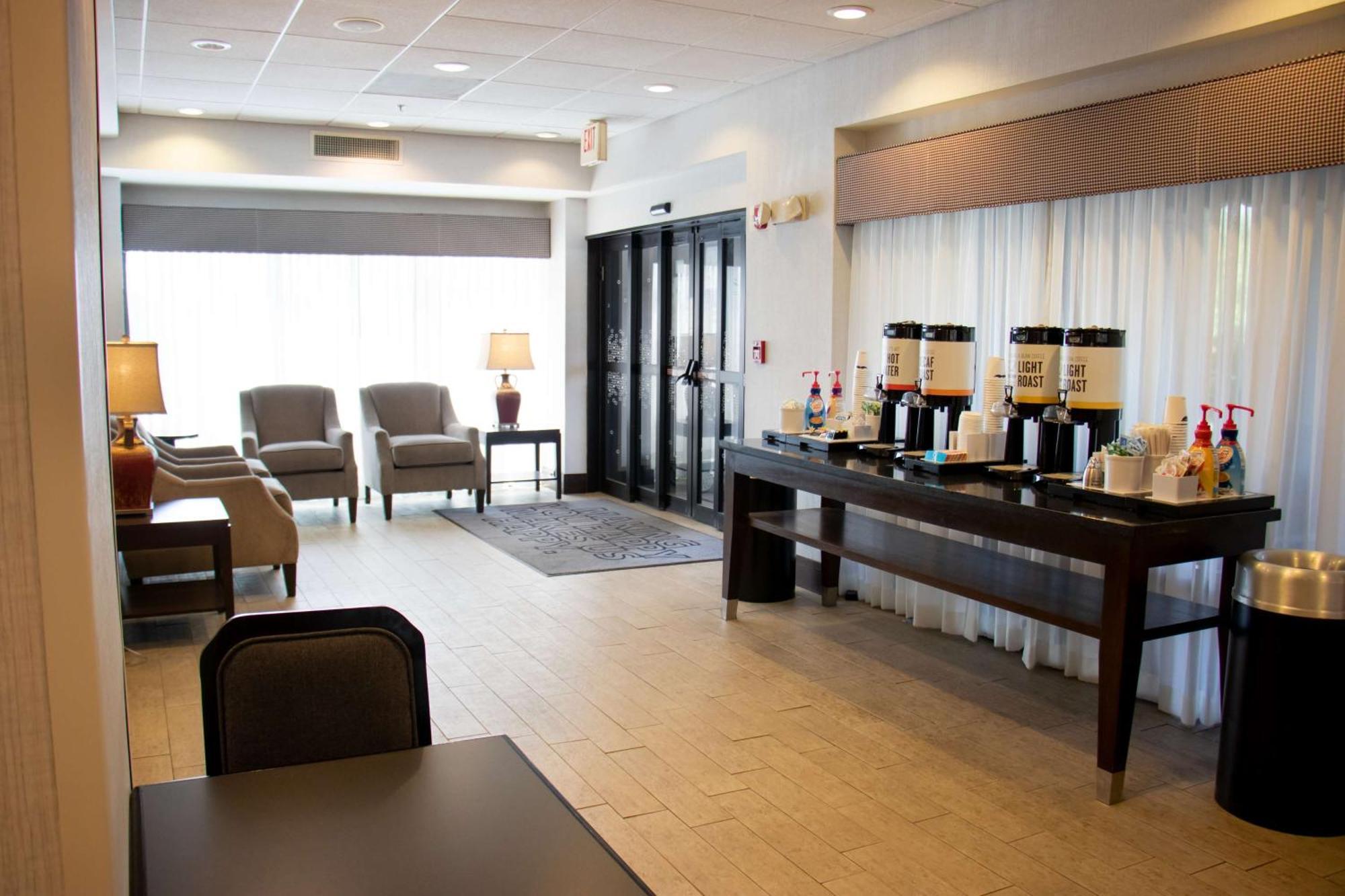 Hampton Inn Tuscaloosa-University Экстерьер фото