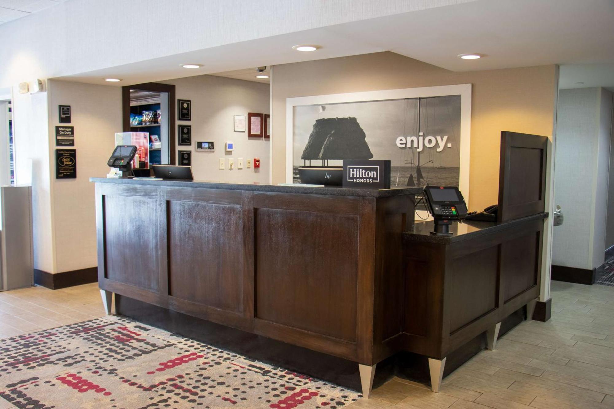 Hampton Inn Tuscaloosa-University Экстерьер фото